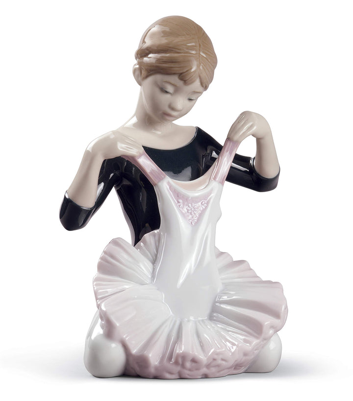 LLADRÓ Mädchen-Figur Mein Debüt Kleid. Ballerina. Porzellan.