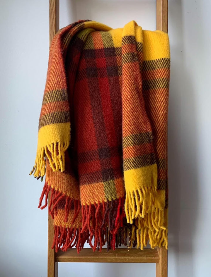 JOWOLLINA WOOLONLY 100% Lammwolle Wolldecke Plaid Karo Schottenmuster Tartan (Gelb/Henna-braun, 175x