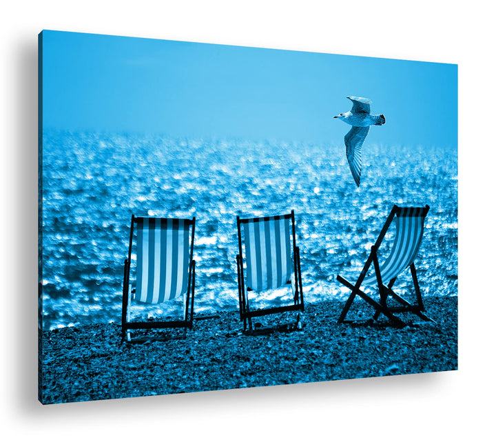 deyoli drei Liegestühle am Strand Format 80x60 Effekt: Monocrome Blau als Leinwandbild, Motiv fertig