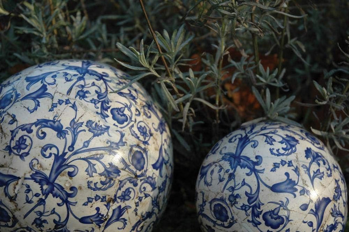 Esschert Design Aged Ceramic Dekokugel, weiss/blau, 18.2x18.2x17 cm, AC12 18.2 x 18.2 x 17 cm Weiss,