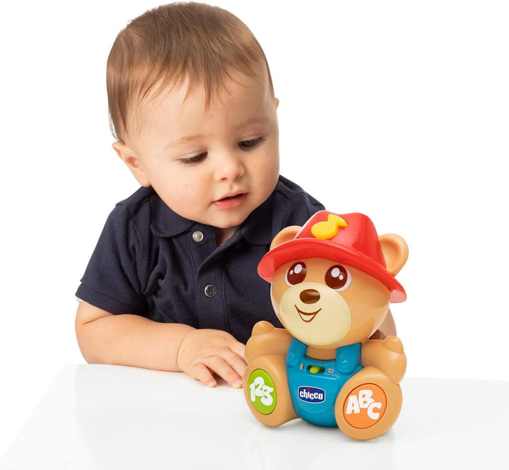 Chicco Bear Teddy der Freund Bär, interaktives Spielzeug, zweisprachiges Spiel, 2 Spielstufen, lehrt