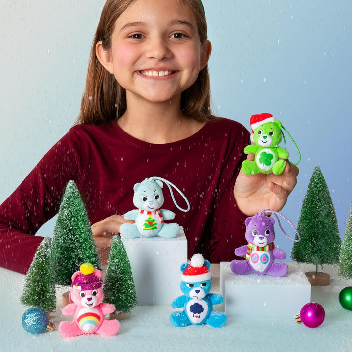 Care Bears Micro Teenies Holiday 5er-Pack Schatztruhe – Weihnachtsedition mit Cheer Bear, Grumpy Bea