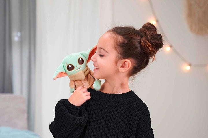 Simba Star Wars The Mandalorian & Grogu Schulter-Kuscheltier – magnetisches Stofftier mit Umhang, zu