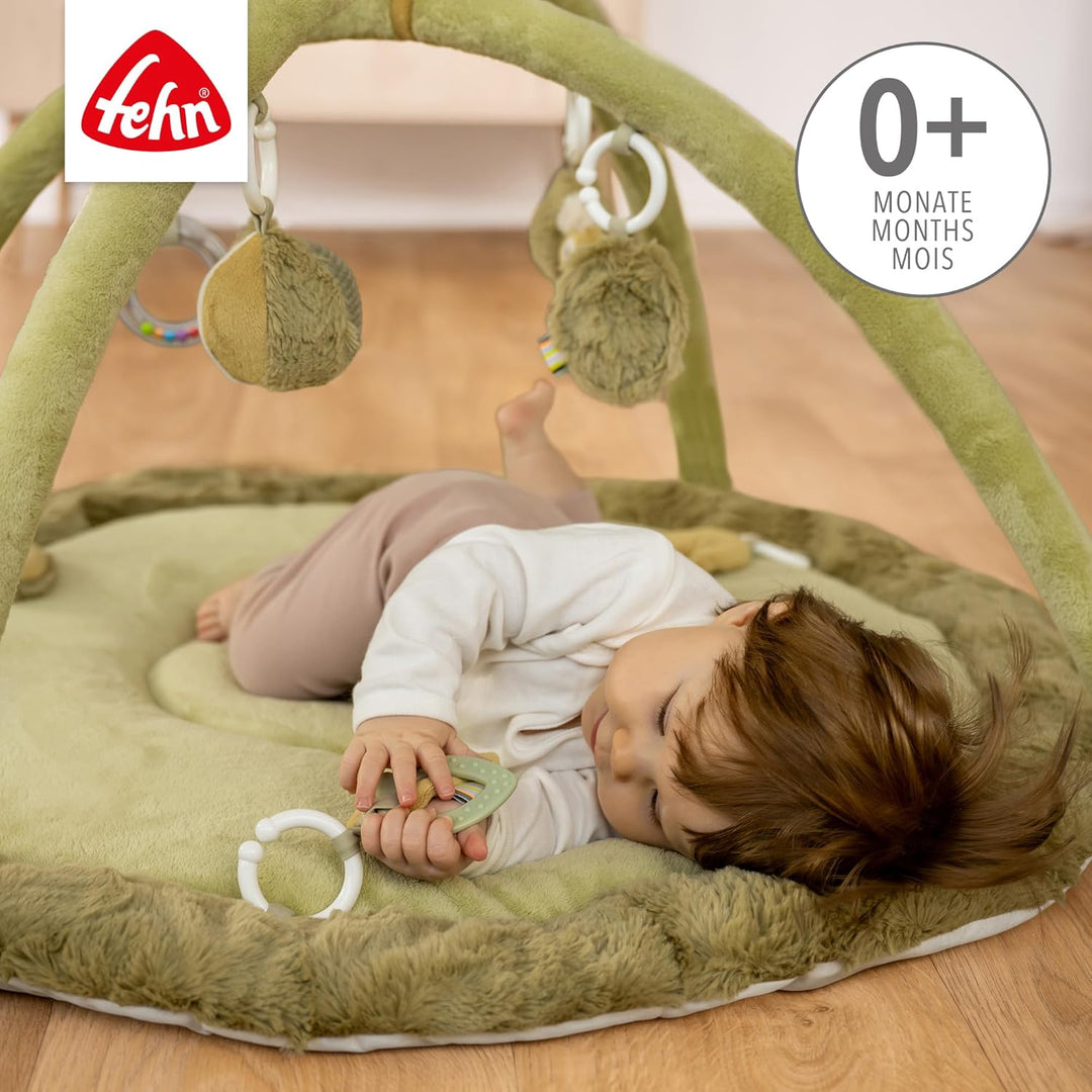 Fehn 3-D-Activity-Decke Chamäleon – Spielbogen mit 5 abnehmbaren Spielzeugen für Babys – Spiel & Spa
