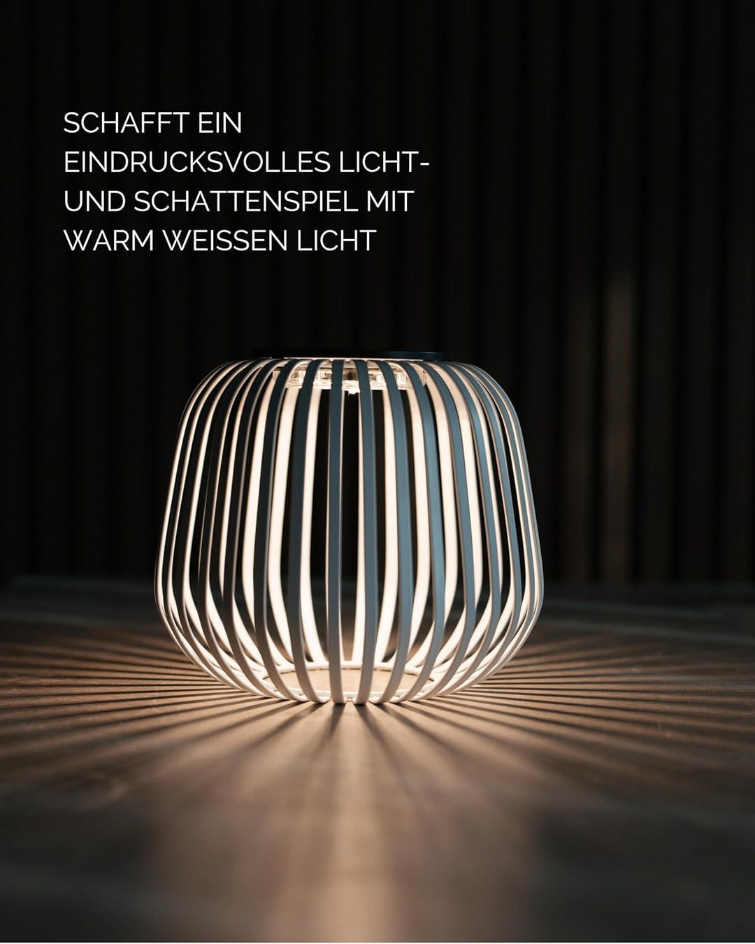 LUUK Studio Schlichte Solarleuchte für drinnen & draussen in minimalistischem Design, IP65 Schutz, w