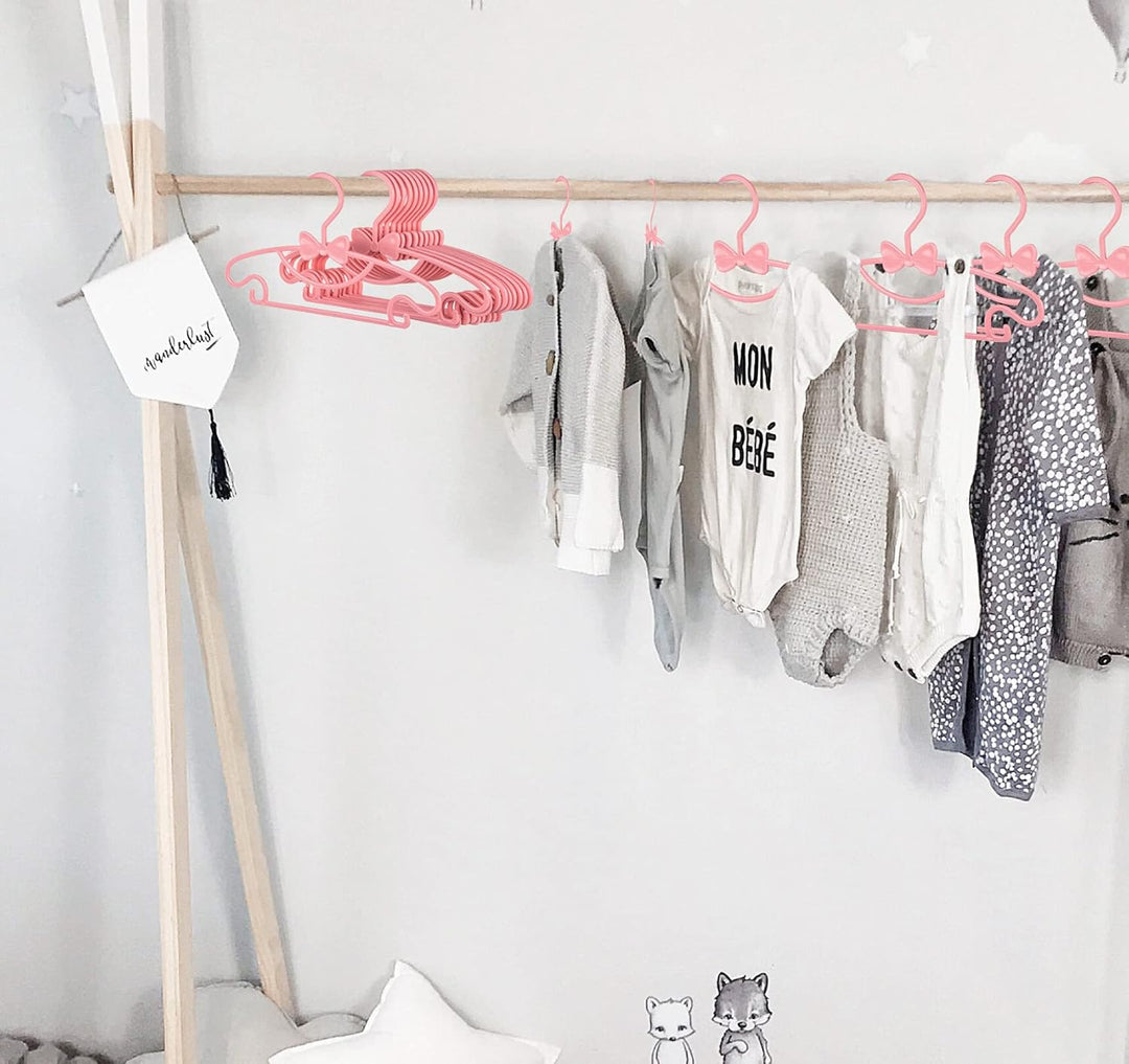 Baby Kleiderbügel Rosa, 40 Stück Babykleiderbügel Set mit Süssen Bögen, rutschfest Kinderkleiderbüge