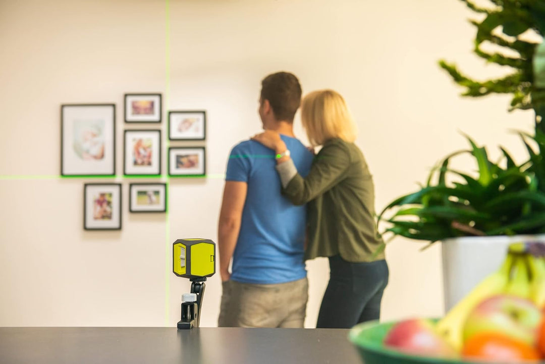 RYOBI batteriebetriebener Kreuzlinienlaser RBCLLG1, horizontale und vertikale Laserlinie bis max. 15
