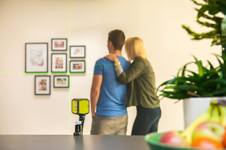RYOBI batteriebetriebener Kreuzlinienlaser RBCLLG1, horizontale und vertikale Laserlinie bis max. 15