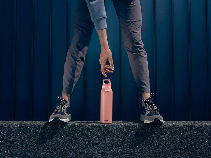 SIGG - Isolierte Trinkflasche - Thermosflasche Hot &amp; Cold One - Mit Teesieb - Auslaufsicher - BPA-fr