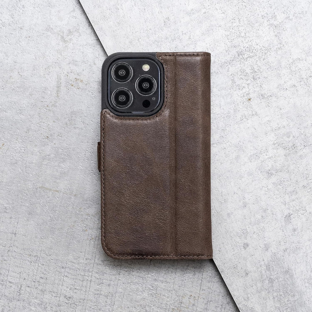 Porter Riley - Lederhülle für iPhone 14. Premium Echtleder Standhülle/Ledertasche/Brieftasche mit [K