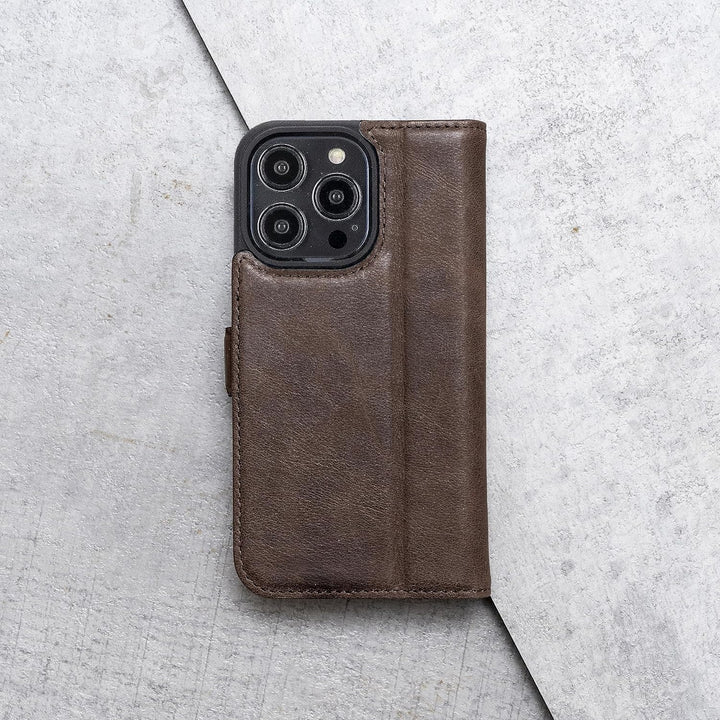 Porter Riley - Lederhülle für iPhone 14. Premium Echtleder Standhülle/Ledertasche/Brieftasche mit [K