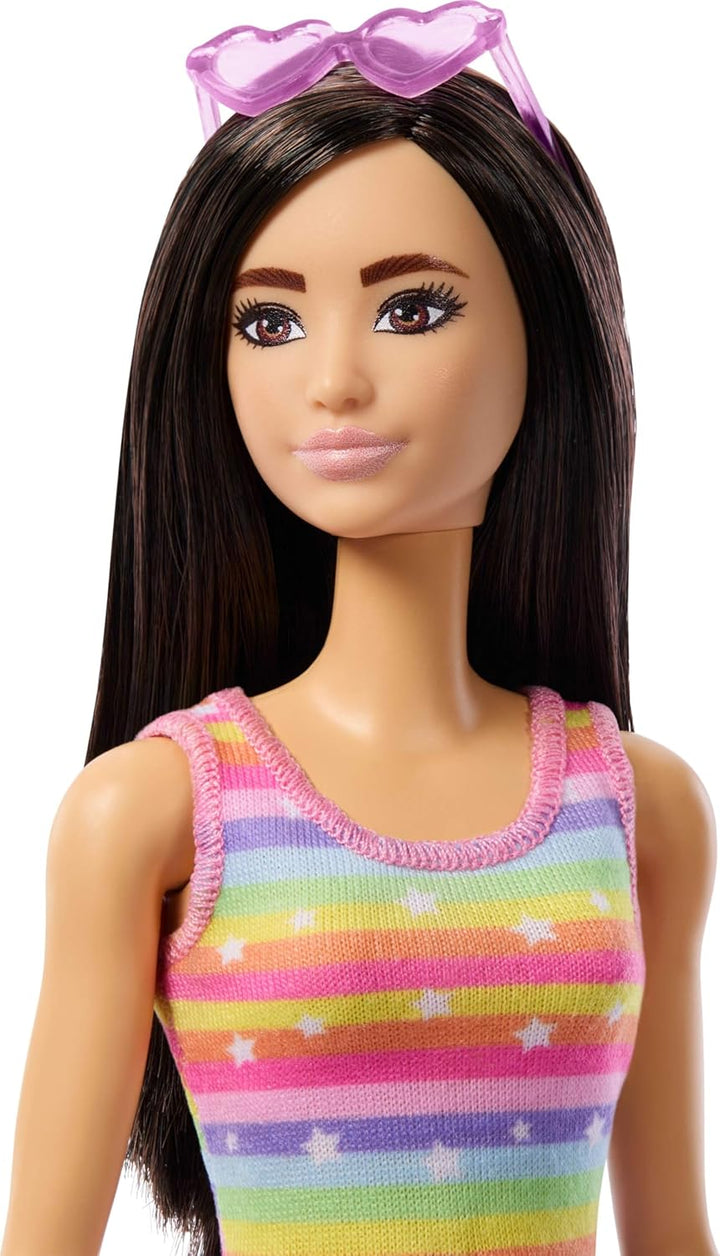 Barbie Brünette „Pets Skate and Run Puppe mit Rollschuh-Hündchen, Leine, passenden Rollschuhen, Sonn