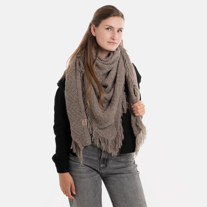KNIT FACTORY - Dreiecksschal Amber - Damen Strickschal mit Wolle - Umschlagtuch für den Herbst und W
