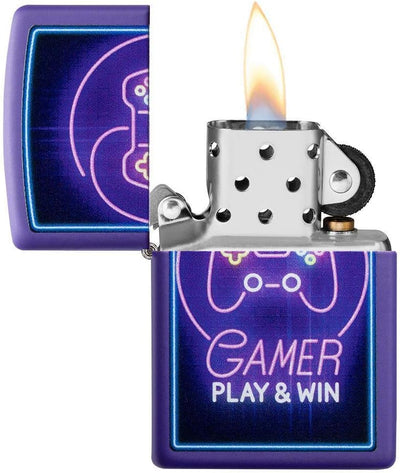 ZIPPO 49157 – Game Design Play & Win - Deep Purple Matte - Color Image- Sturmfeuerzeug, nachfüllbar,