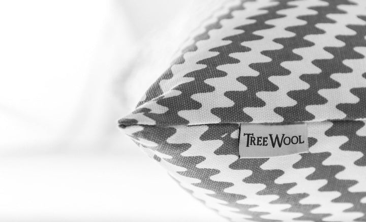 TreeWool Dekorativer Kissenbezug (60 x 60 cm, Graphit Grau) Kaleidoskop Design 100% Baumwolle (2er P
