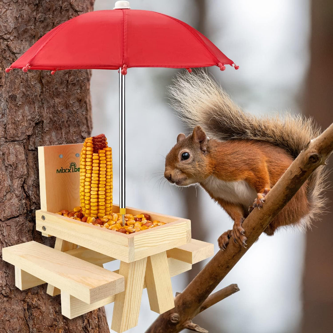 MIXXIDEA Eichhörnchen-Futterstation mit Regenschirm,hölzerner Eichhörnchen-Picknick-Tisch Futterspen