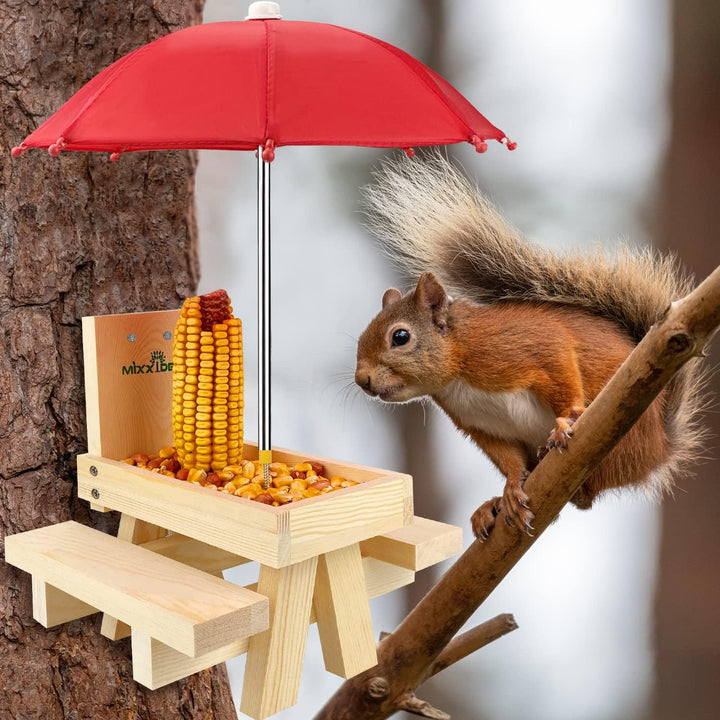 MIXXIDEA Eichhörnchen-Futterstation mit Regenschirm,hölzerner Eichhörnchen-Picknick-Tisch Futterspen