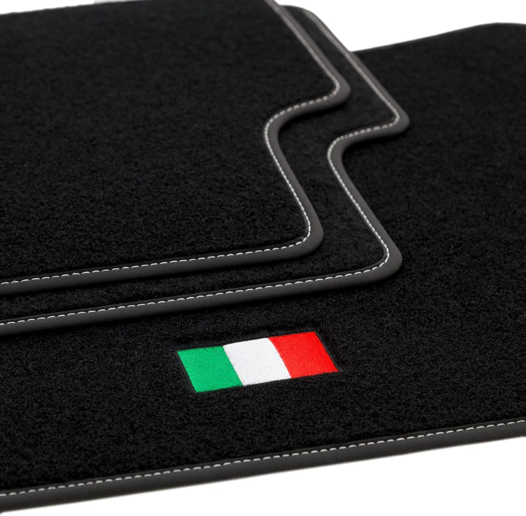 MOTOS Personalisierte Velours-Fussmatten passend für FIAT 500L ab 2012 - Personalisierte, Matt, Weis