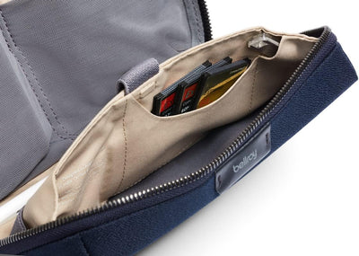 Bellroy Tech Kit, Tech Accessories Reissverschlusstasche (Powerbank, Handy-Ladegerät, Kabel, Ohrhöre