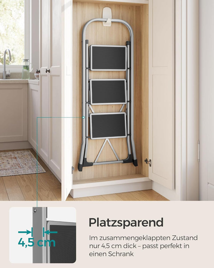 SONGMICS Klapptritt mit 3 Stufen, Trittleiter, Leiter, 20 cm breite Stufen, rutschfeste Gummimatten,