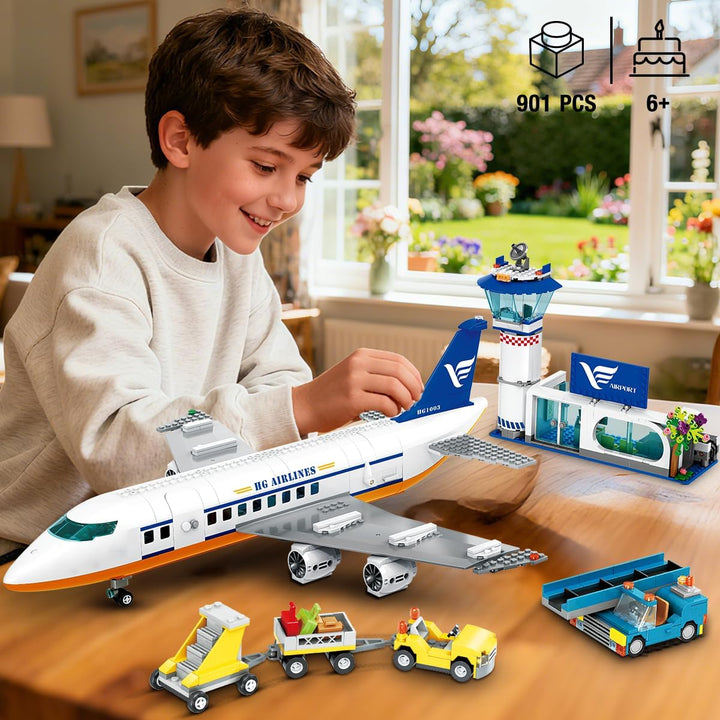 901PCS Flughafen Bauspielzeug | Grosses City Passagierflugzeug Bauset mit LED-Licht, 2 Gepäckwagen,