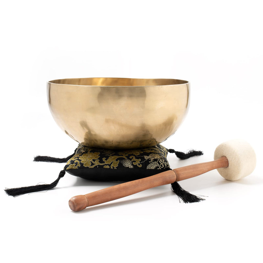 Traditionelle Klangschale für Yoga, Entspannung & Meditation I ca. 1200 g I Handgeschmiedet I Inkl.