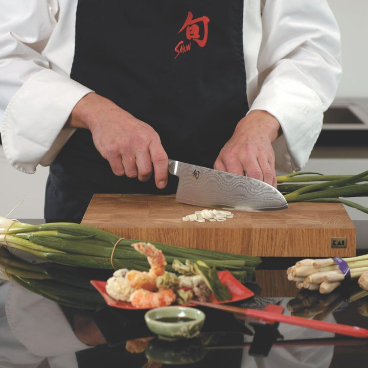 KAI Shun Classic Limited DM-W25 Weihnachtsangebotsset mit Allzweckmesser 15 cm DM0701 &amp; Santoku 18 c
