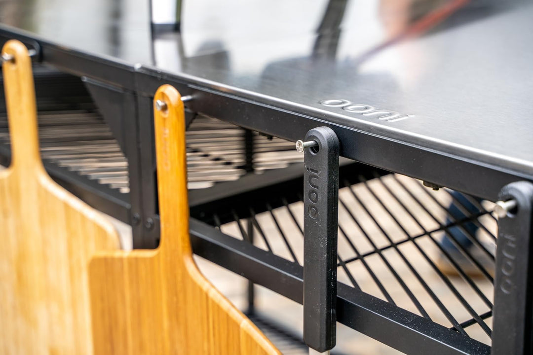 Ooni Modultisch Medium – Outdoor Pizzaofen Tisch (60 x 80 x 90 cm) aus pulverbeschichtetem Karbonsta