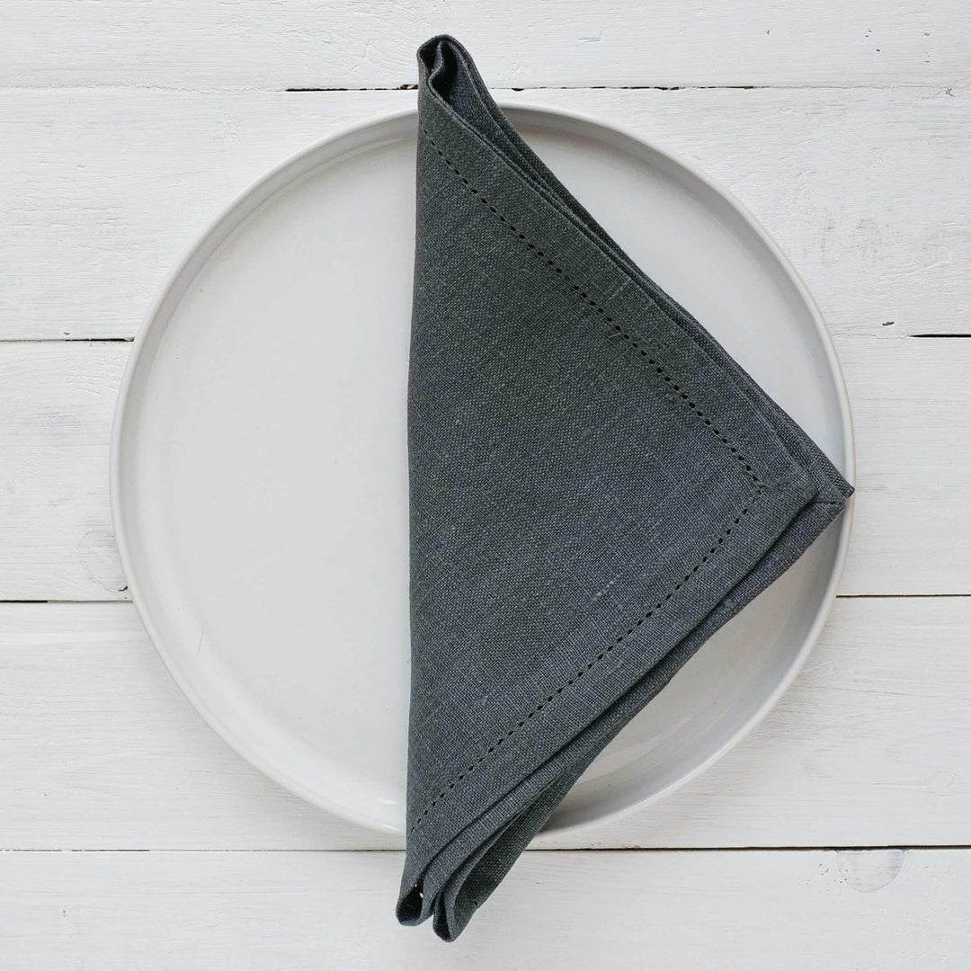 Varvara Home 6 Leinenservietten Schwarz | Stoffservietten Leinen | Serviette aus Leinen Anthrazit |