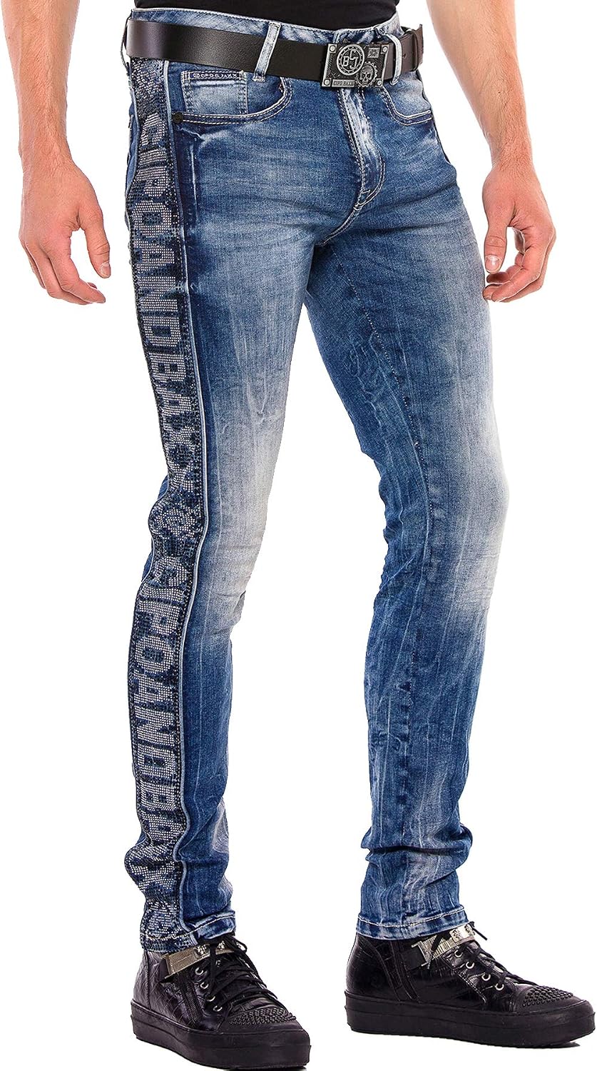 Cipo &amp; Baxx Herren Jeanshose | Verschiedene Fits | Destroyed &amp; Used Look mit Nieten, Kunstleder &amp; Pr