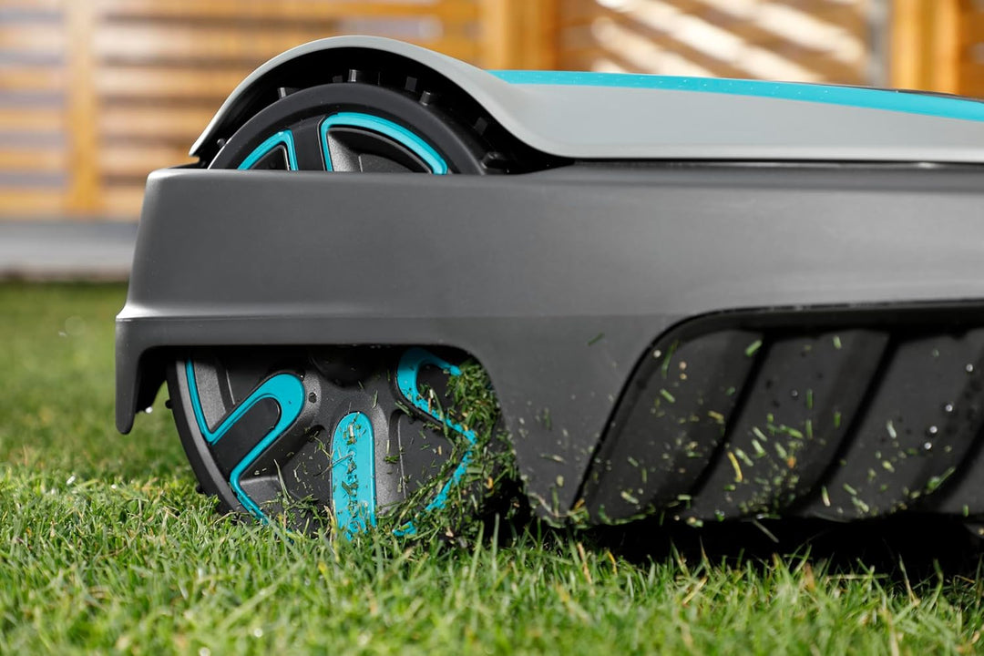 Gardena Radbürsten: Dauerhafte Reinigung der Räder für Ihren Mähroboter, kompatibel mit SILENO city,