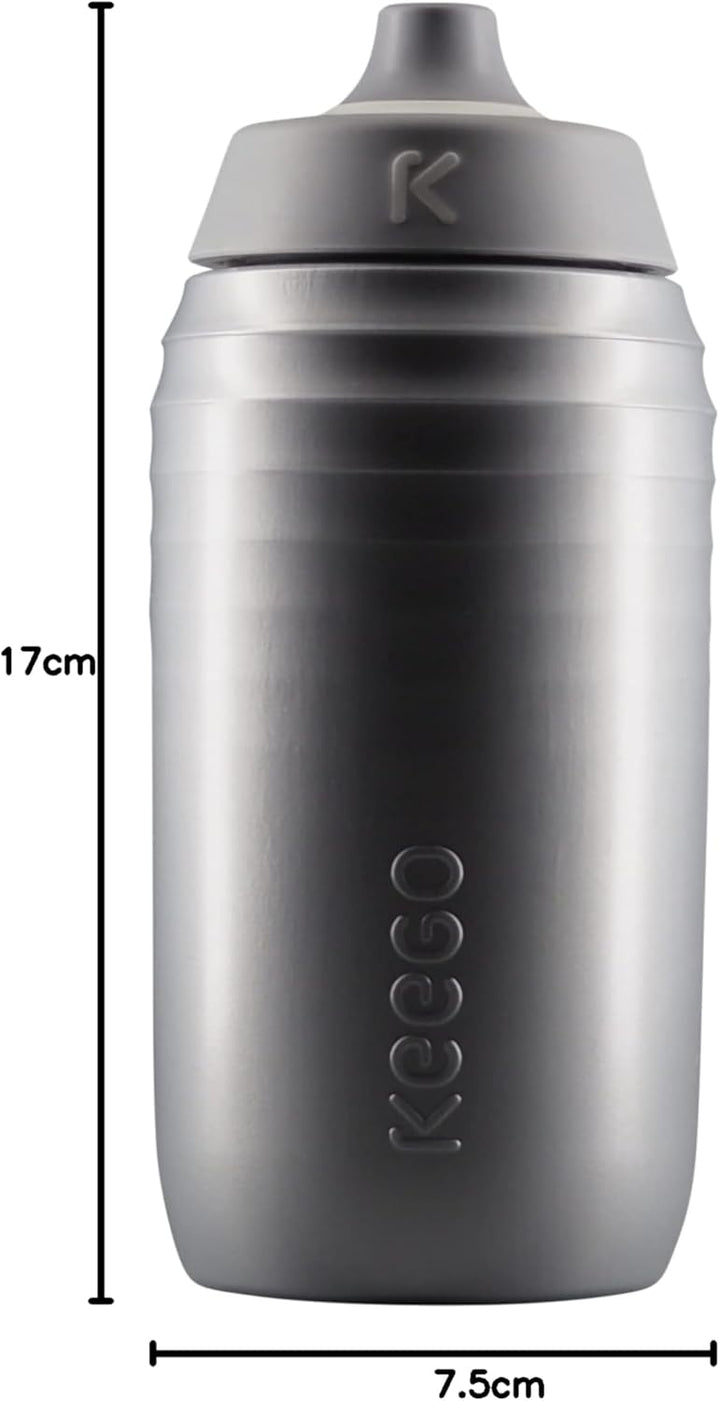 KEEGO | Die Evolution der Sportflasche | Elastisches Titan | Schützt vor Plastik im Wasser | Leicht