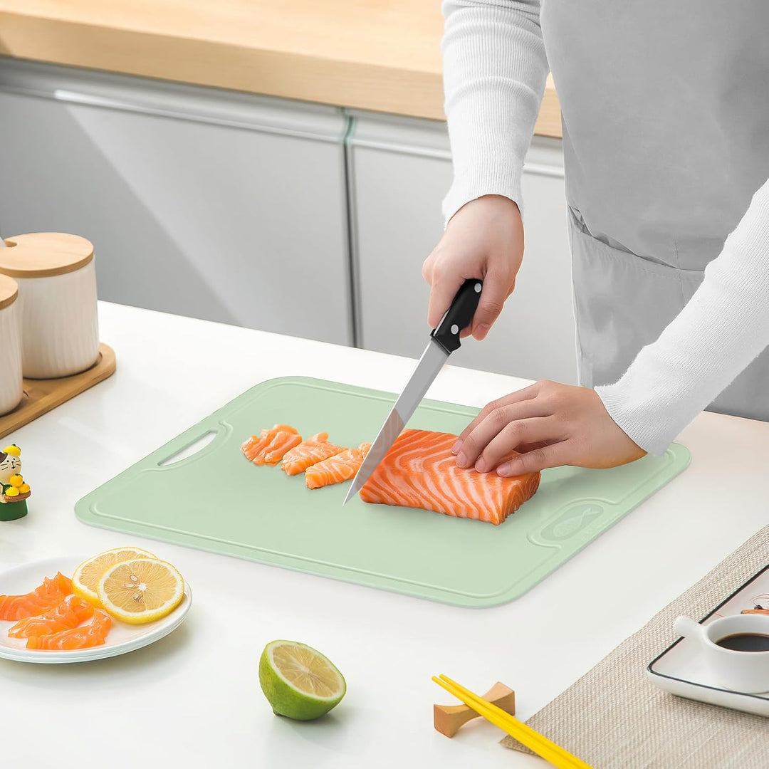 Gintan Flexibles TPU Schneidebrett, BPA-frei, mit Messer- und Saftrille, kratzfeste flexible Schneid