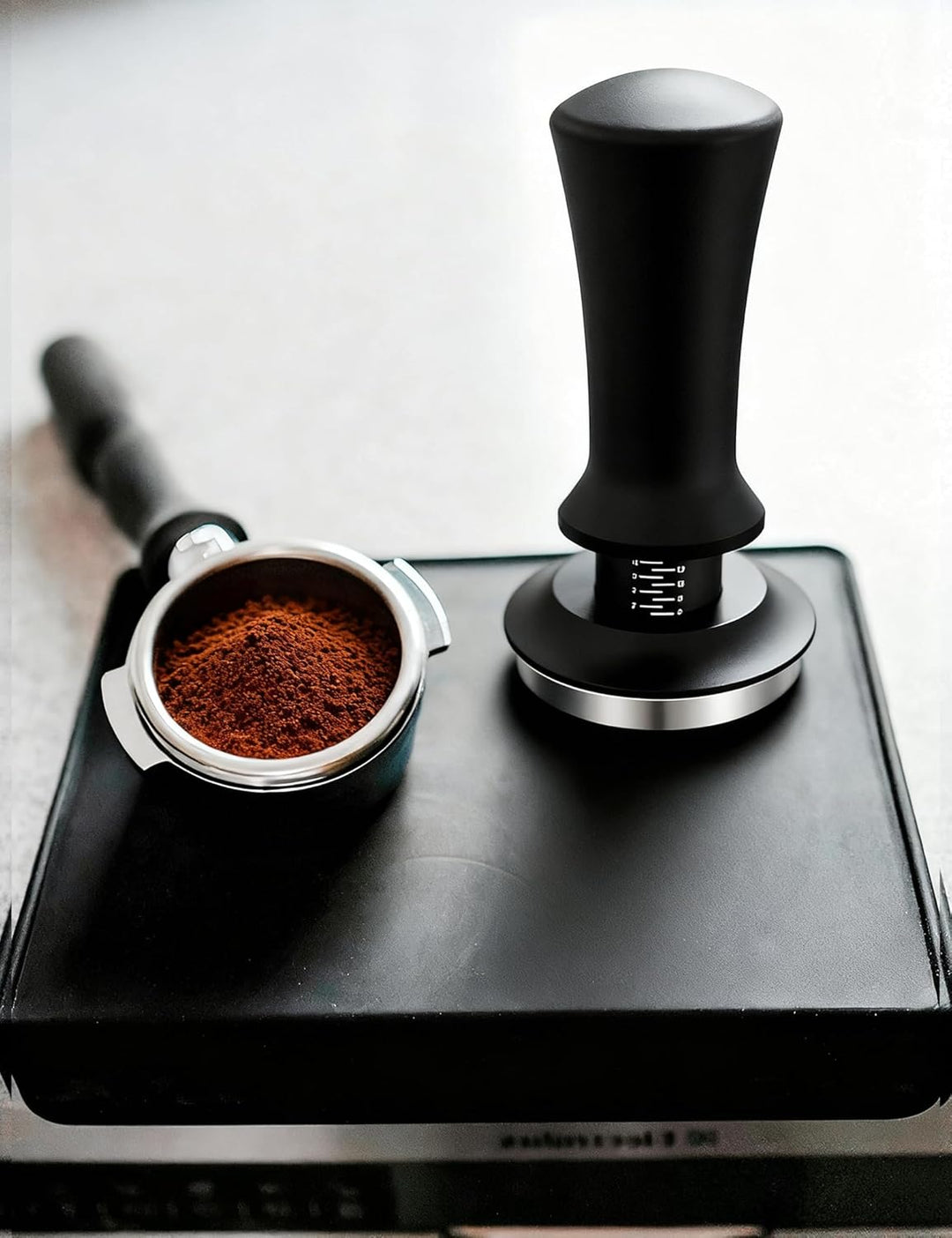 Kaffee Tamper 51mm, Edelstahl Espresso Tamper mit 15lbs Anpressdruck, 304 Edelstahl Base, Skalenanpa