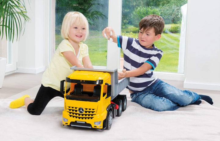 Lena 2064 - Starke Riesen Muldenkipper Arocs, 150 Kg Tragkraft, circa 63 cm, Gelb, Schwarz und Silbe