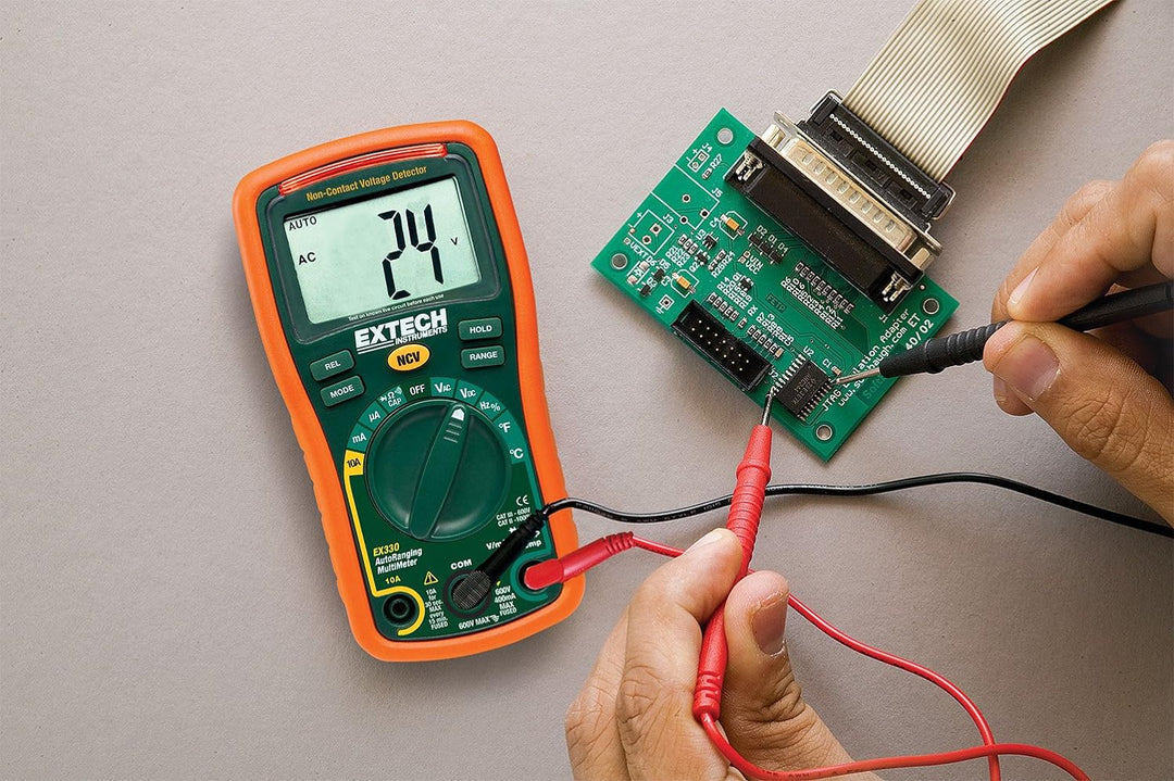 EXTECH EX330 Mini-Multimeter mit 12 Funktionen inklusive berührungslosem Spannungsprüfer