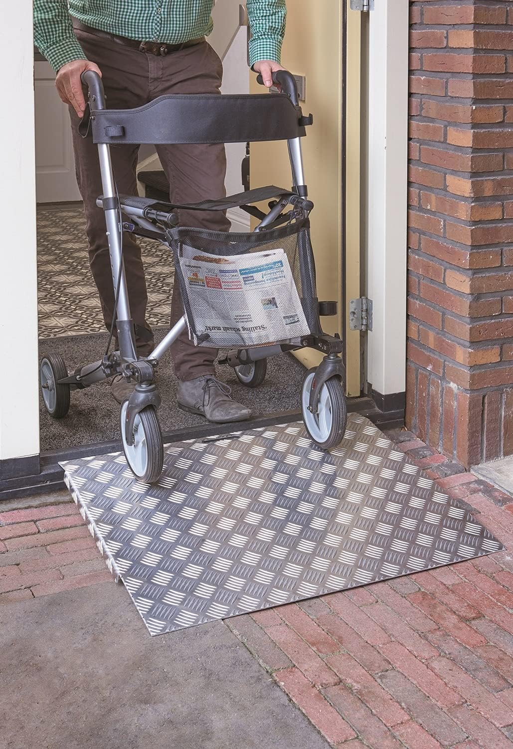SecuCare AD162632 Neigungsplatte aus Aluminium, 78 cm x 20 cm 78cm X 59, 5cm, 78cm X 59, 5cm