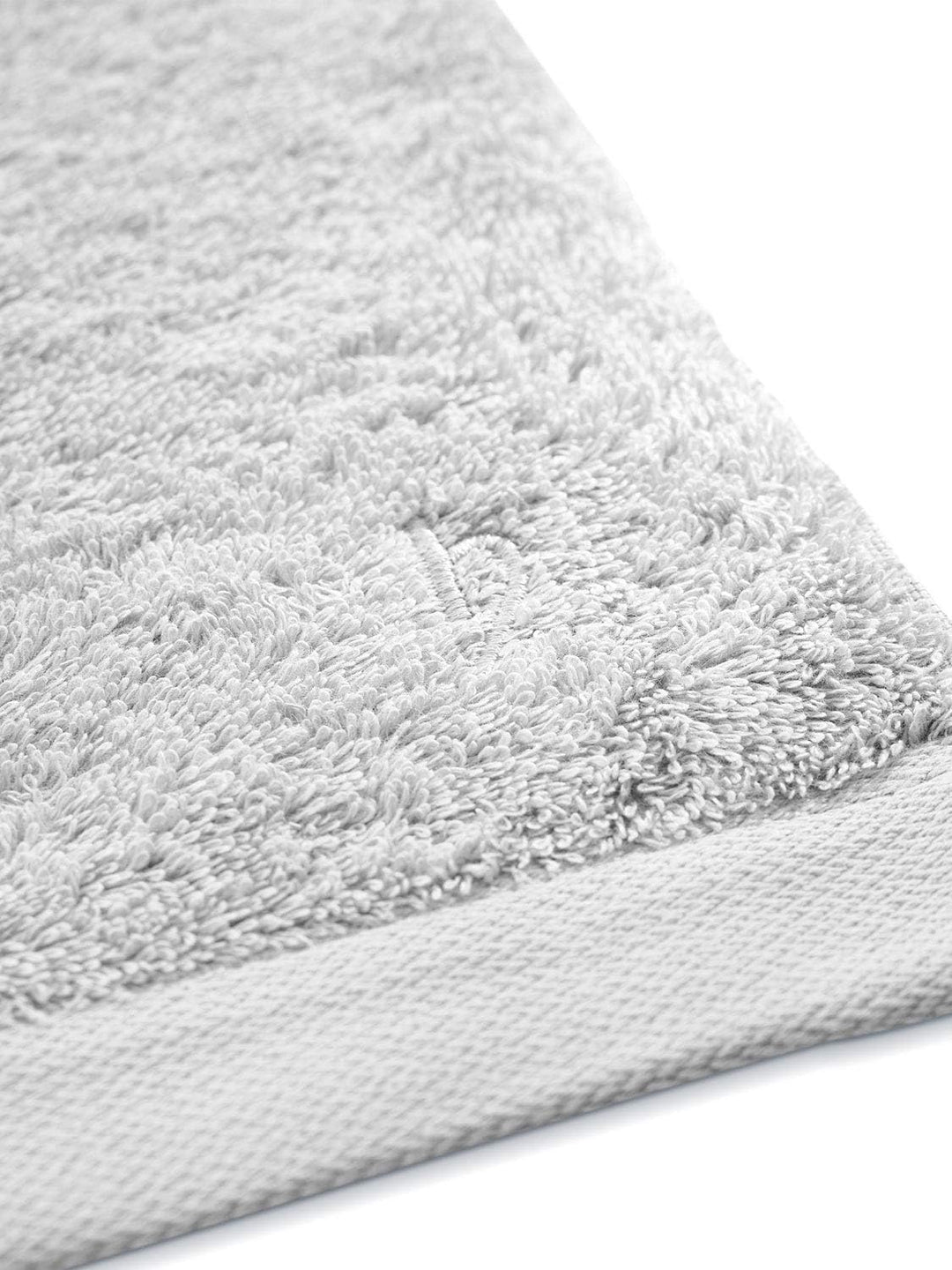 herzbach home Premium Handtücher 50 x 100 cm 4er-Set (Silbergrau) – Hochwertige, weiche &amp; saugstarke