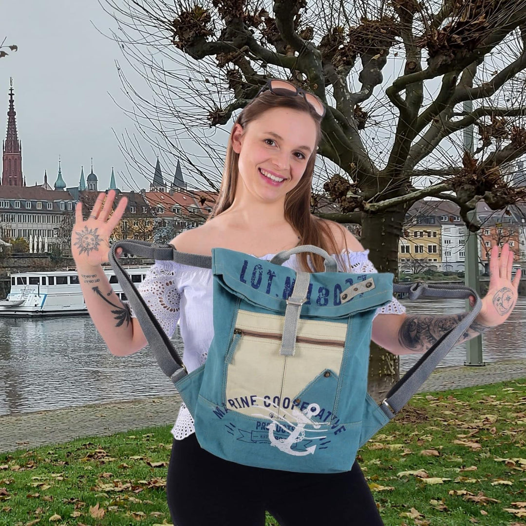 Sunsa Rucksack. XL Leinwand/Canvas Backpack. Rolltop Cityrucksack. Vegane Daypack in Maritim/Anker D