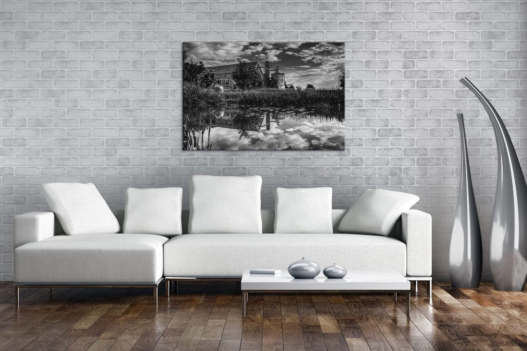 deyoli traumhafter Bauernhof Format: 80x60 cm Effekt: Schwarz&amp;Weiss als Leinwandbild, Motiv fertig g