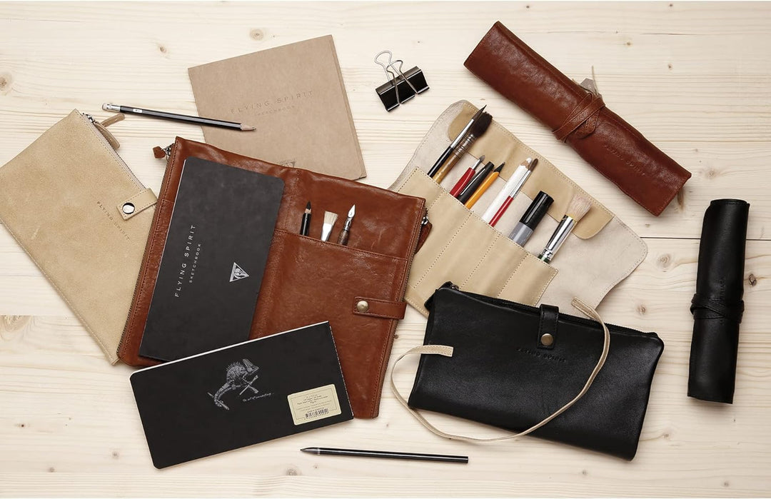 Clairefontaine 930031C Schlampermäppchen (Flying Spirit aus Lammleder, flach, 27 x 23,6 x 2,8 cm, 2