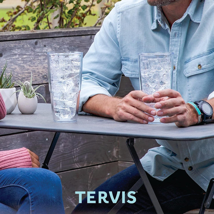 Tervis Doppelwandiger, isolierter Trinkbecher mit Blumenmuster, Blumenmuster, hält Getränke kalt und
