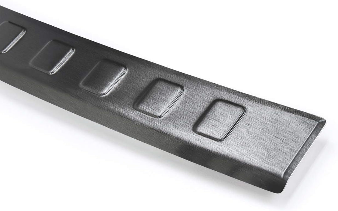 teileplus24 L700 Ladekantenschutz kompatibel mit Seat Leon 4 ST, Cupra Leon ST Kombi 2020- Abkantung