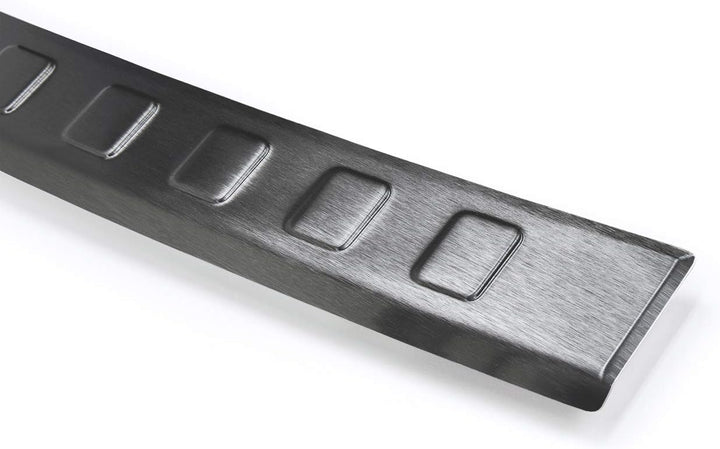 teileplus24 L700 Ladekantenschutz kompatibel mit Seat Leon 4 ST, Cupra Leon ST Kombi 2020- Abkantung