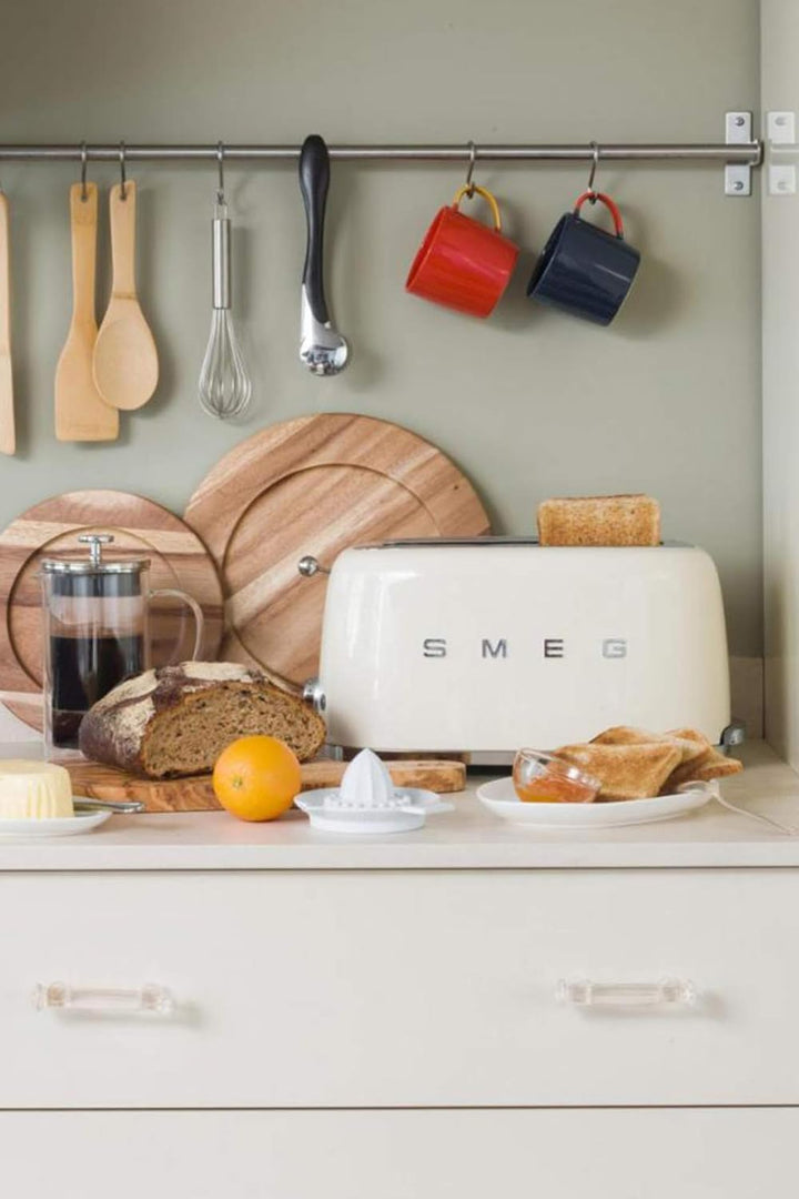 Smeg TSF02CREU Toaster 4 Scheiben, Creme, Creme