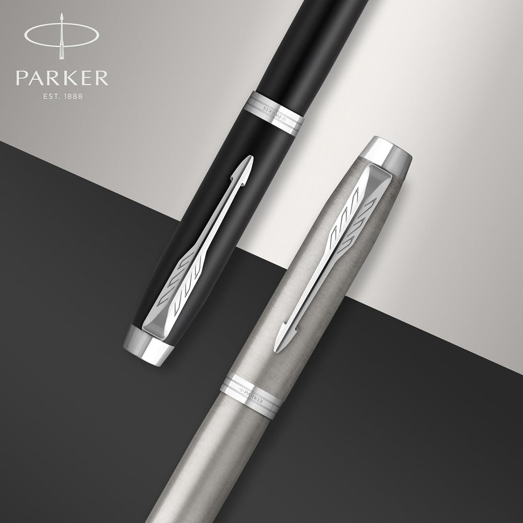 Parker IM Füller | Mattschwarz mit Chrom-Zierteilen | Füllfederhalter mit feiner Feder und blauer Ti