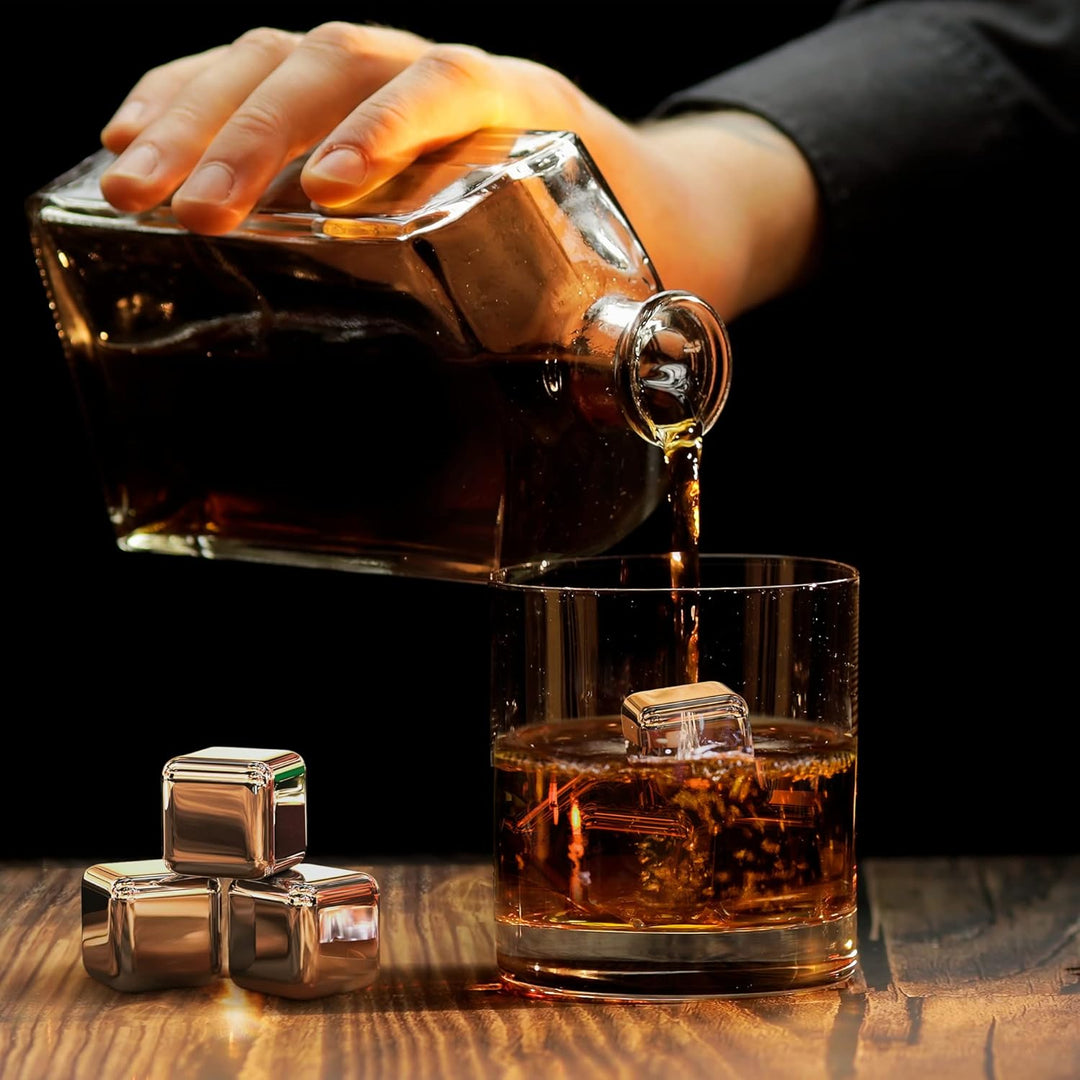 Whisky Steine Set - 8 Wiederverwendbare Edelstahl Eiswürfel, Zange + Stoffbeutel, Whiskey Ice Cubes