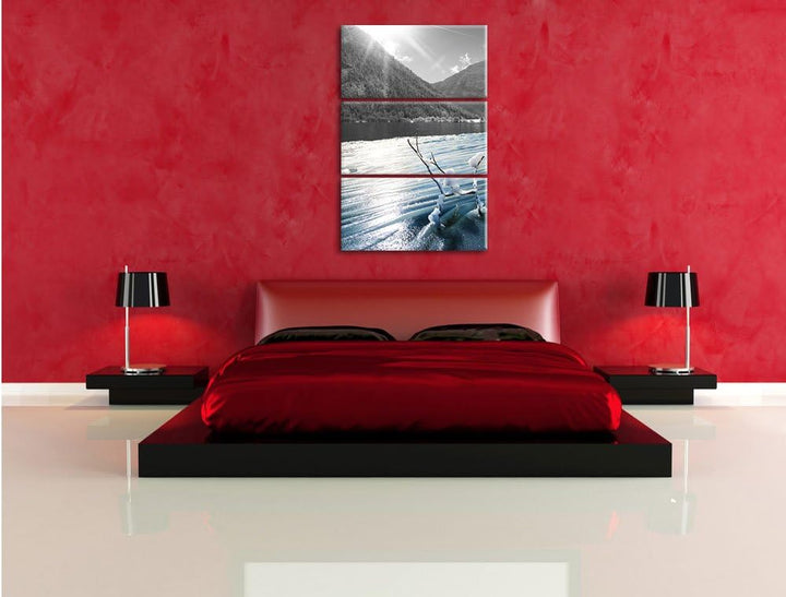Pixxprint Ruhiger See im Winterwald als Leinwandbild/Grösse: 3 Teilig (120x80) cm/Wandbild/Kunstdruc
