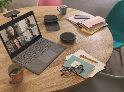 Jabra Speak2 55 Bluetooth-Freisprechlösung, 4 Mikrofone mit Geräuschunterdrückung, 50 mm Breitband-L