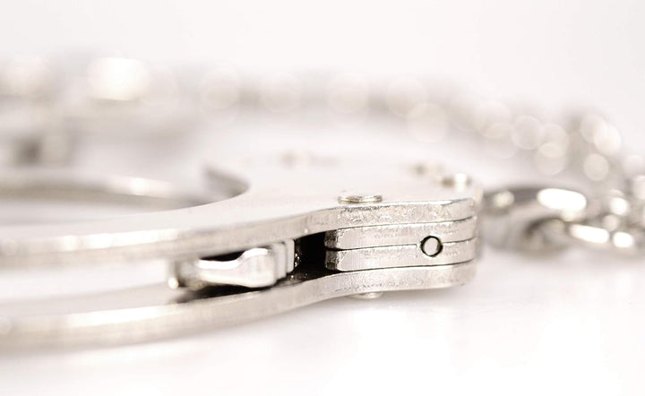 PRODEF ® Fussschelle aus hochwertigem Stahl, Double-Lock Sicherung, verschweisste 41 cm Kette, inkl.